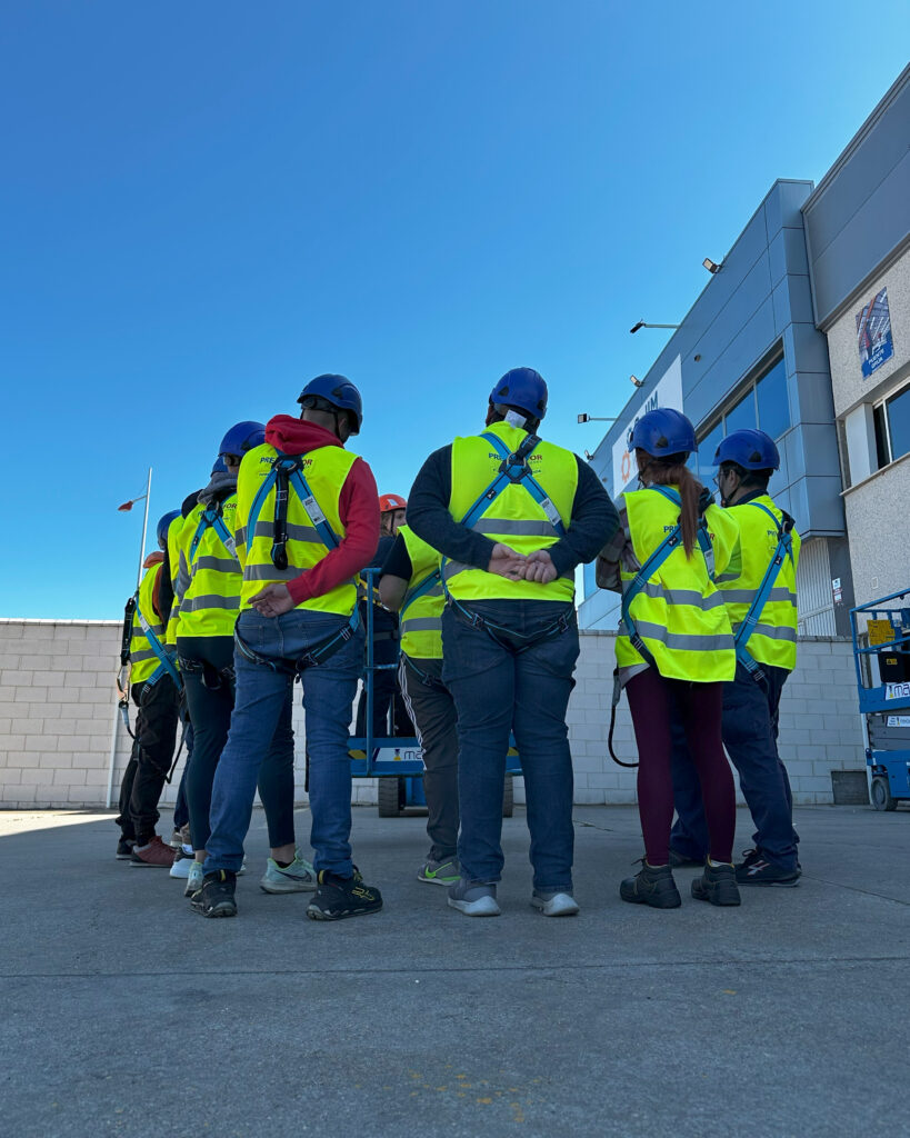 PLATAFORMA ELEVADORA